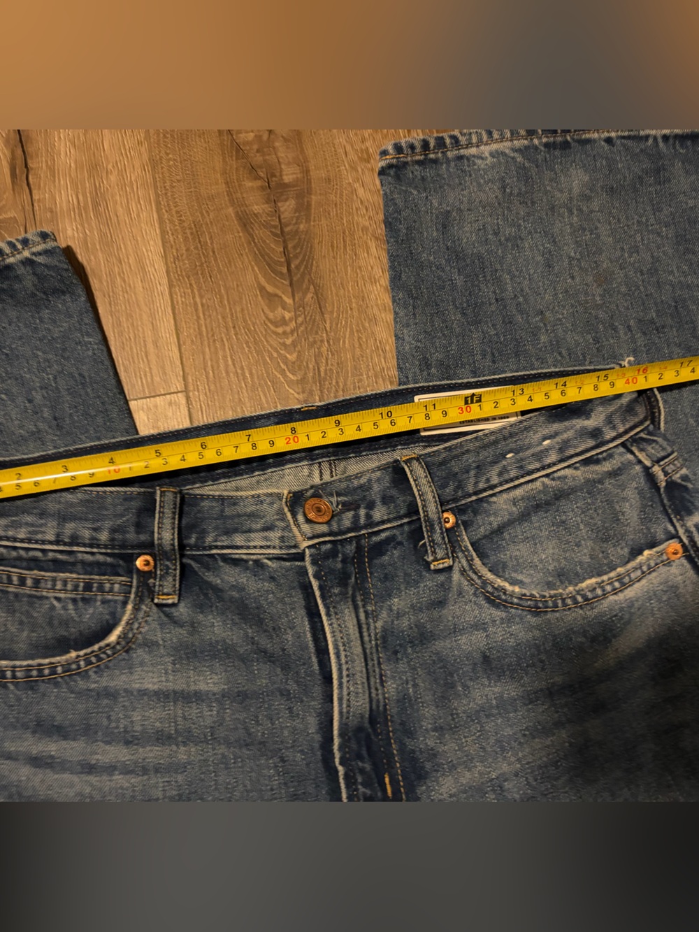 Gap High Rise Barrel Jeans, Size 29 short - Picture 8 of 9